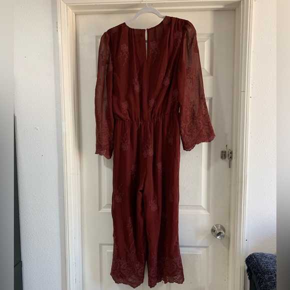 Revolve WAYF Lace Overlay Jumpsuit in Maroon / Burgundy - Picture 4 of 8